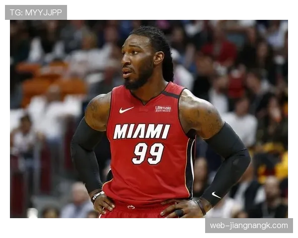 在防守压迫下卡塞米罗与弗雷德防守强度出现分散趋势