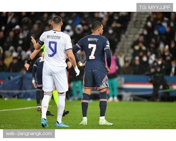 巴黎圣日耳曼的致命问题：姆巴佩离队引发的权力真空与新帅恩里克能否重塑豪门威严？