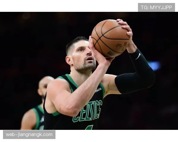 武切维奇背打策应拉开内线并较上季更显高效组织化