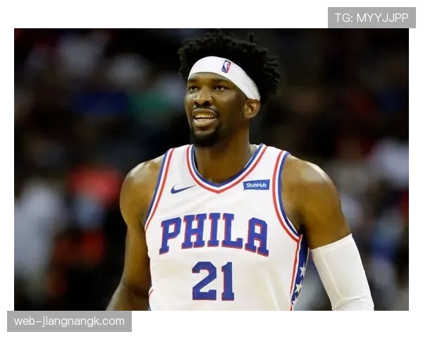 比尔单打占比上升，对比布克效率分化改写得分结构